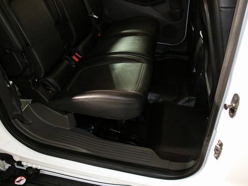 Used 2019 Ford Transit Connect XL image 27