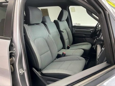 Used 2022 RAM 1500 Big Horn AWD/4WD image 6