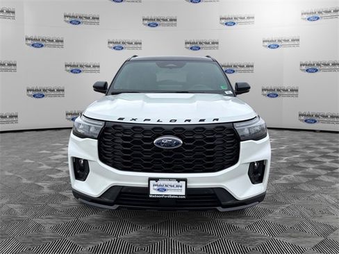 New 2026 Ford Explorer ST-Line w/ ST-Line Street Pack image 8