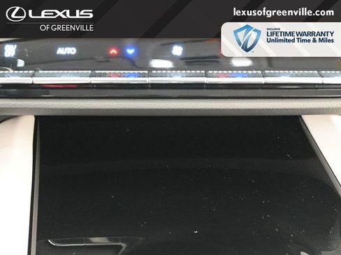 Used 2024 Buick Envision Avenir image 18