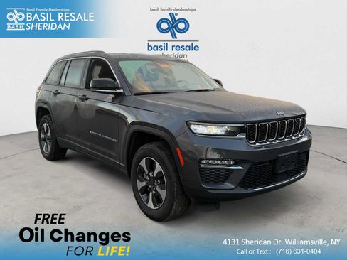 Used 2023 Jeep Grand Cherokee 4WD 4xe image 1