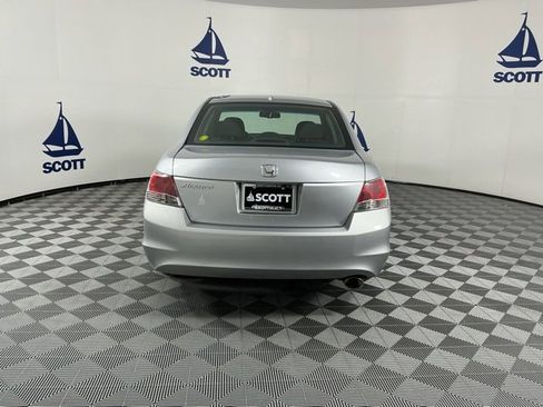 Used 2010 Honda Accord EX-L image 5