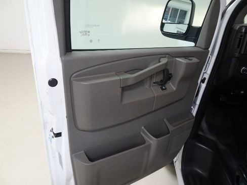 Used 2019 Chevrolet Express 2500 Extended w/ Driver Convenience Package image 23
