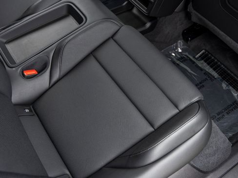 Certified 2023 Porsche Taycan 4 Cross Turismo image 41