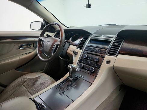 Used 2010 Ford Taurus Limited FWD image 23