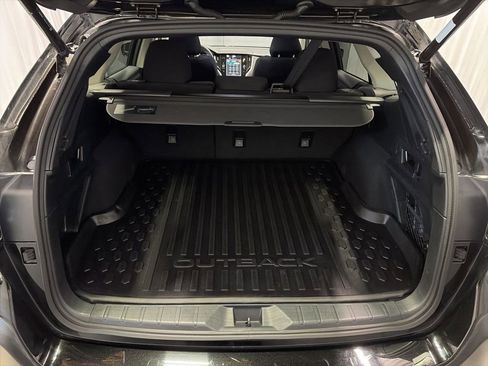 Certified 2023 Subaru Outback Premium AWD/4WD image 7