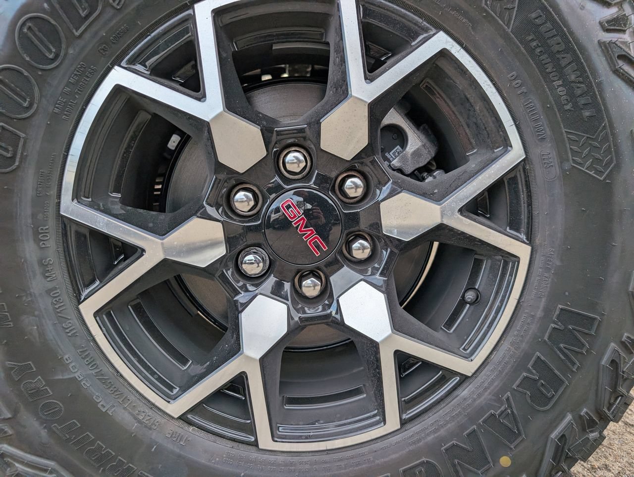New 2026 GMC Canyon AT4X AWD/4WD image 6