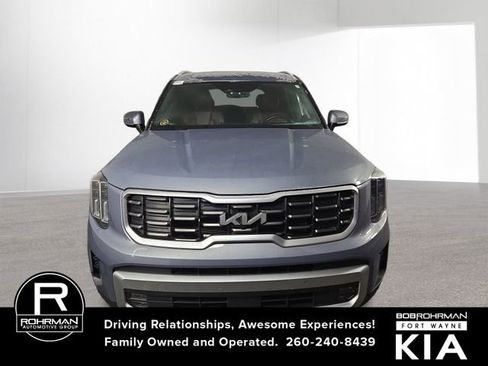 Certified 2023 Kia Telluride SX Prestige image 3
