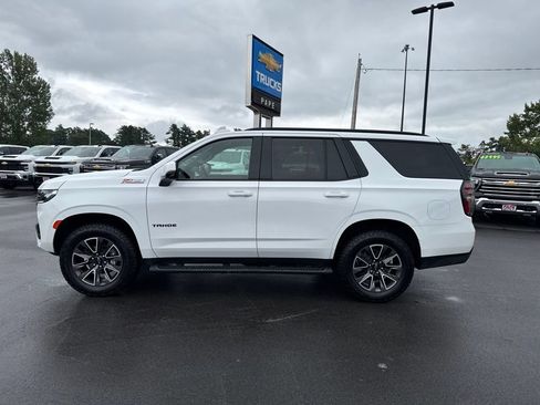 Used 2023 Chevrolet Tahoe Z71 w/ Luxury Package AWD/4WD image 10
