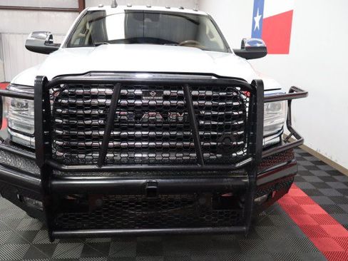 Used 2020 RAM 2500 Limited AWD/4WD image 21
