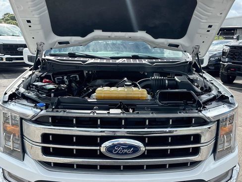 Used 2021 Ford F150 Lariat w/ FX4 Off-Road Package AWD/4WD image 30