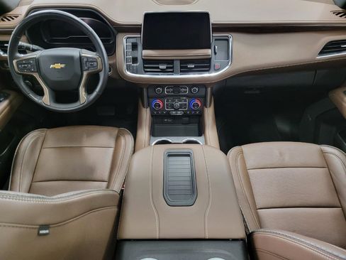 Used 2022 Chevrolet Suburban High Country AWD/4WD image 7