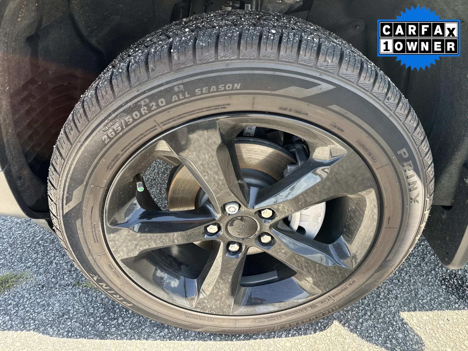 Used 2023 Jeep Grand Cherokee Altitude AWD/4WD image 11