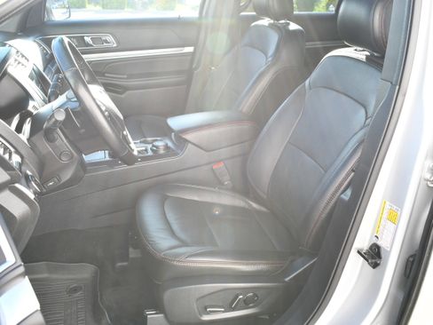 Used 2017 Ford Explorer Sport w/ Equipment Group 401A image 20