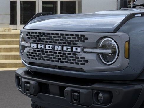 New 2025 Ford Bronco Badlands image 19