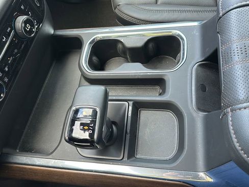 Used 2024 Chevrolet Silverado 1500 High Country w/ Technology Package image 19