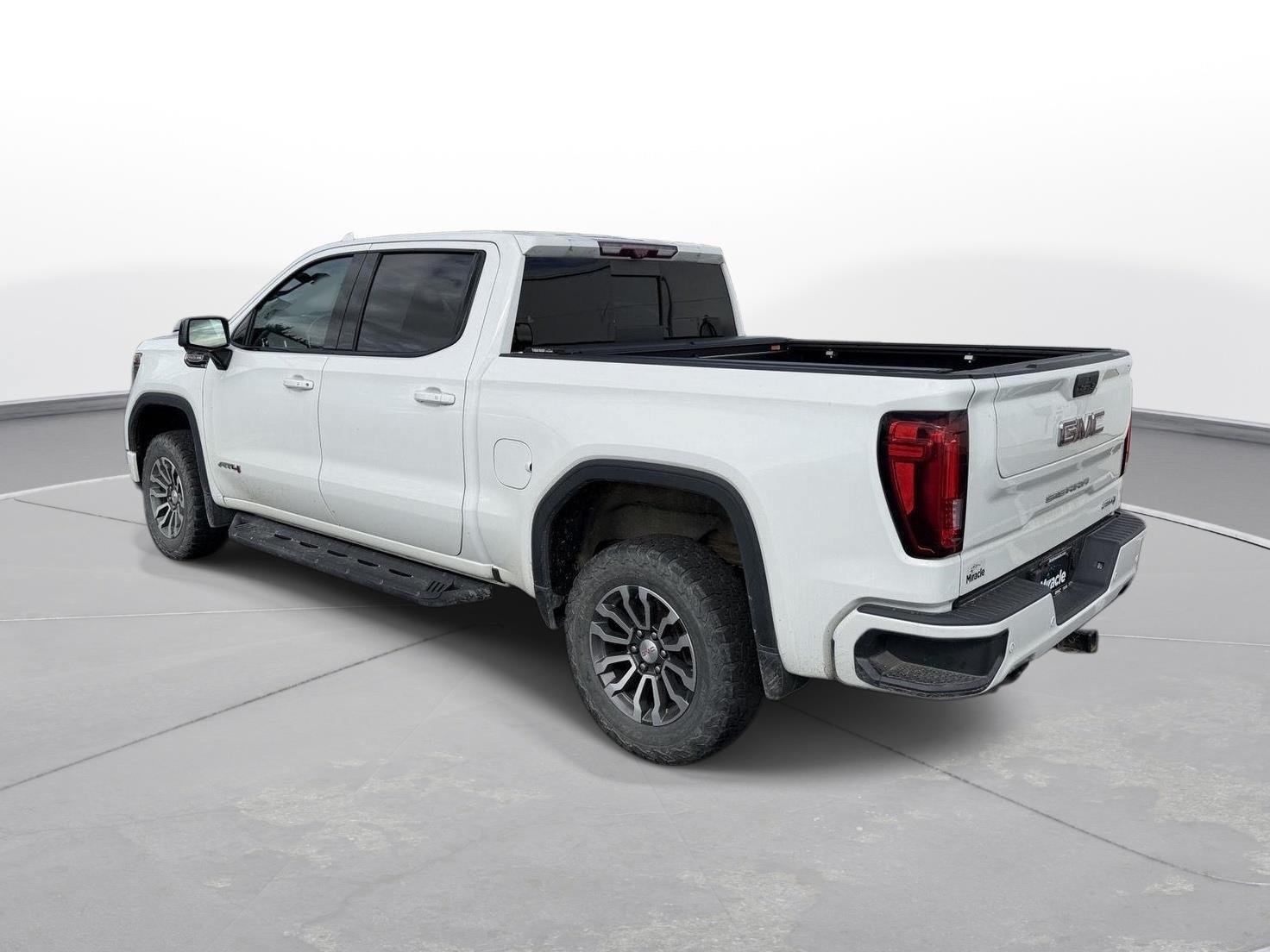 Used 2020 GMC Sierra 1500 AT4 w/ AT4 Premium Package AWD/4WD image 2