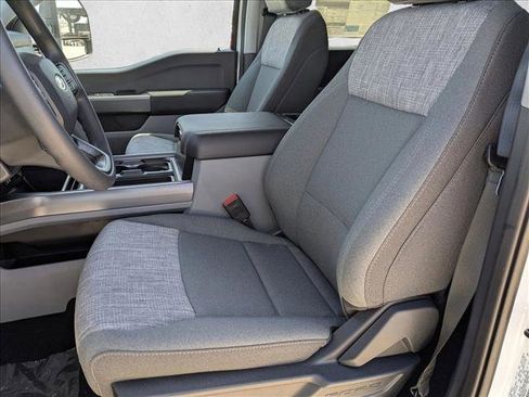 New 2026 Ford F250 XLT w/ FX4 Off-Road Package AWD/4WD image 4