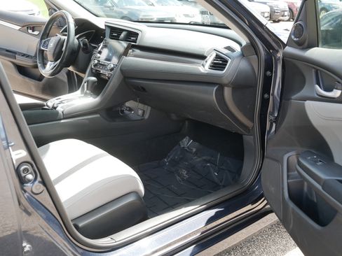 Used 2019 Honda Civic EX image 19