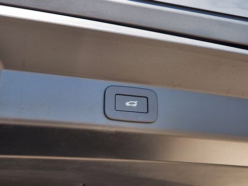 New 2025 Land Rover Range Rover Sport Dynamic SE image 32