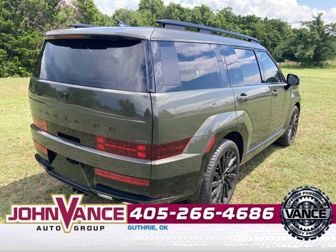 Used 2025 Hyundai Santa Fe Calligraphy AWD/4WD image 8