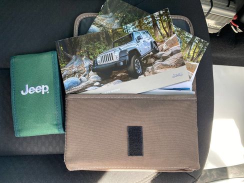 Used 2017 Jeep Wrangler Unlimited Sport w/ Quick Order Package 24S image 30