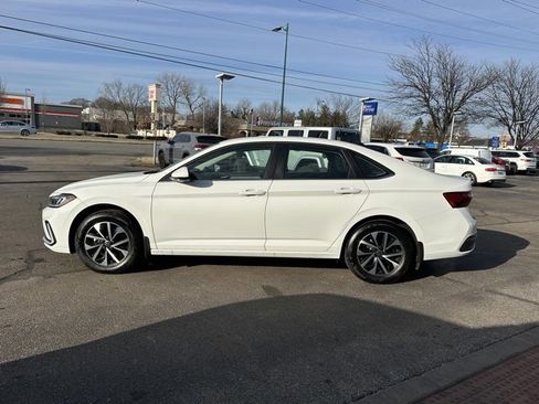 Certified 2025 Volkswagen Jetta S image 4