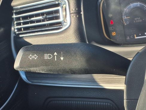 Used 2023 Jeep Wagoneer L Series II image 13