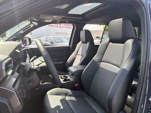 New 2026 Toyota 4Runner TRD Off-Road Premium AWD/4WD image 13