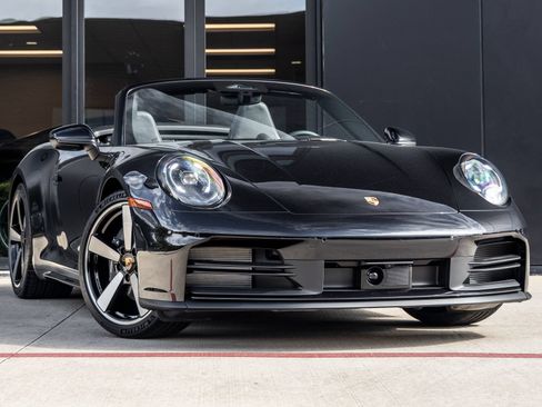 Certified 2026 Porsche 911 Carrera RWD image 6