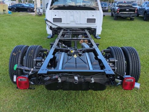 New 2026 Ford F550 4x4 Crew Cab Super Duty image 13