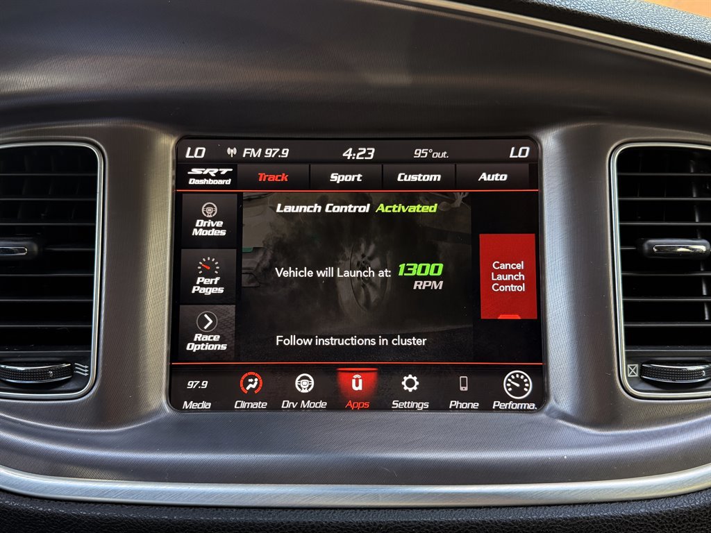 Used 2020 Dodge Charger Scat Pack RWD image 25