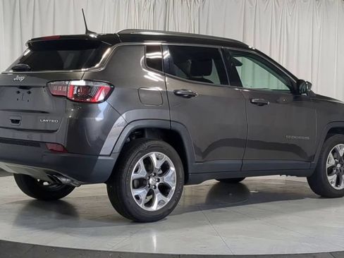 Used 2018 Jeep Compass Limited w/ Navigation Group FWD image 10
