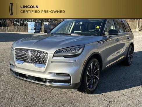 Certified 2023 Lincoln Aviator Reserve w/ Equipment Group 201A image 3