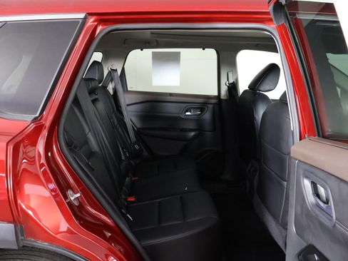 Used 2023 Nissan Rogue SV w/ SV Premium Package AWD/4WD image 34