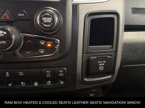 Used 2018 RAM 2500 Power Wagon w/ Leather & Luxury Group AWD/4WD image 27