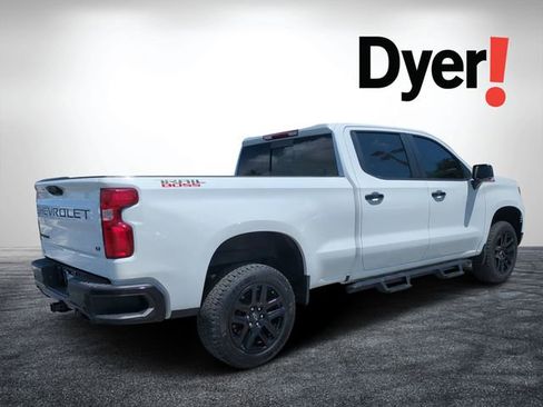 Used 2022 Chevrolet Silverado 1500 LT Trail Boss w/ Convenience Package II AWD/4WD image 3