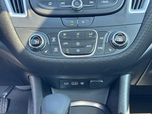 Used 2024 Chevrolet Malibu LT image 13