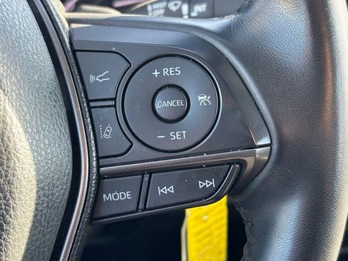 Used 2024 Toyota Camry SE image 21