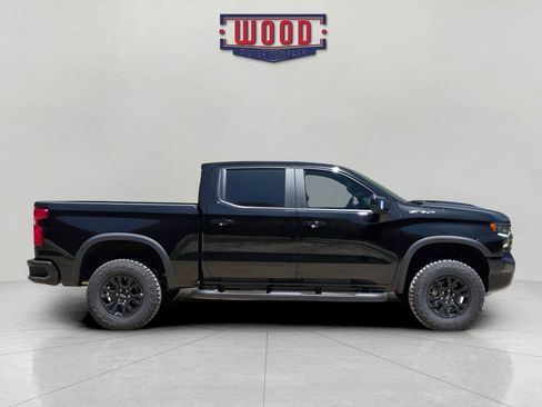 New 2026 Chevrolet Silverado 1500 ZR2 w/ Dark Appearance Package AWD/4WD image 2