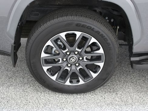 Used 2026 Toyota Sequoia Limited AWD/4WD image 6