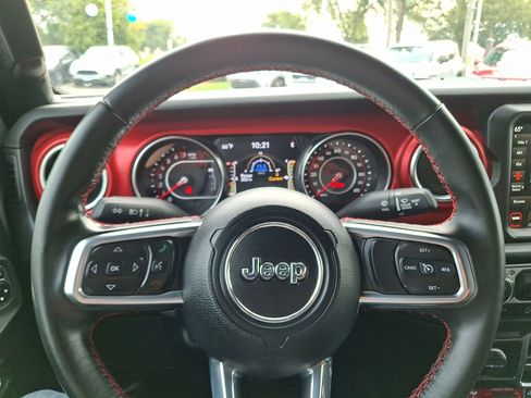 Used 2022 Jeep Wrangler Unlimited Rubicon image 18