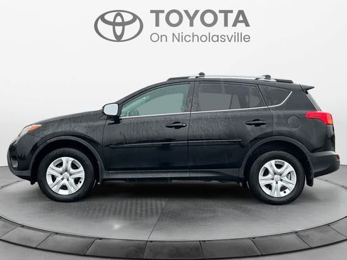 Used 2013 Toyota RAV4 LE AWD/4WD image 2
