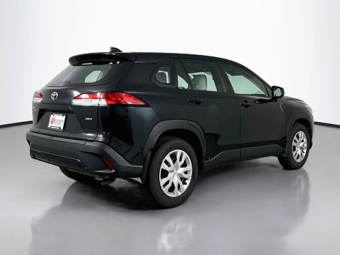 Certified 2022 Toyota Corolla Cross L AWD/4WD image 7