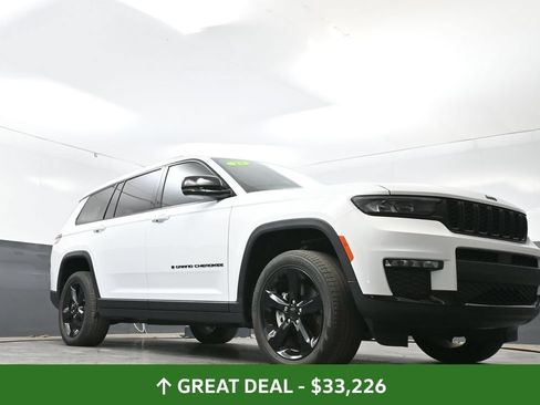 Used 2023 Jeep Grand Cherokee L Limited w/ Luxury Tech Group II AWD/4WD image 27