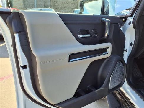 New 2026 GMC Hummer EV 4x4 Crew Cab image 19