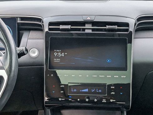 Used 2024 Hyundai Tucson Limited FWD image 19