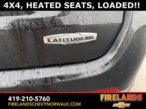 Used 2023 Jeep Compass Latitude image 30