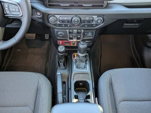 New 2026 Jeep Gladiator Sport image 20