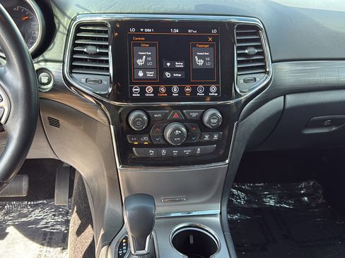 Used 2021 Jeep Grand Cherokee Laredo X image 22